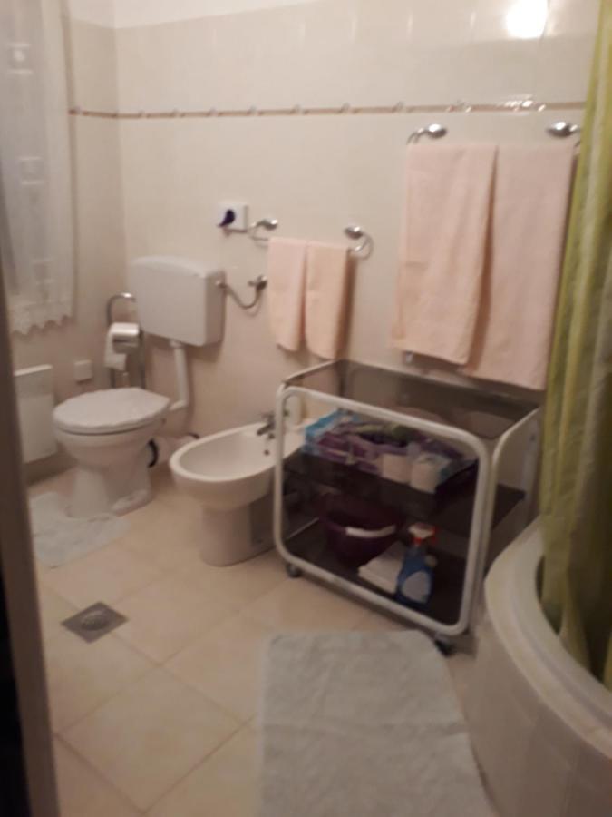 Apartment Tuja Jadrtovac Luaran gambar