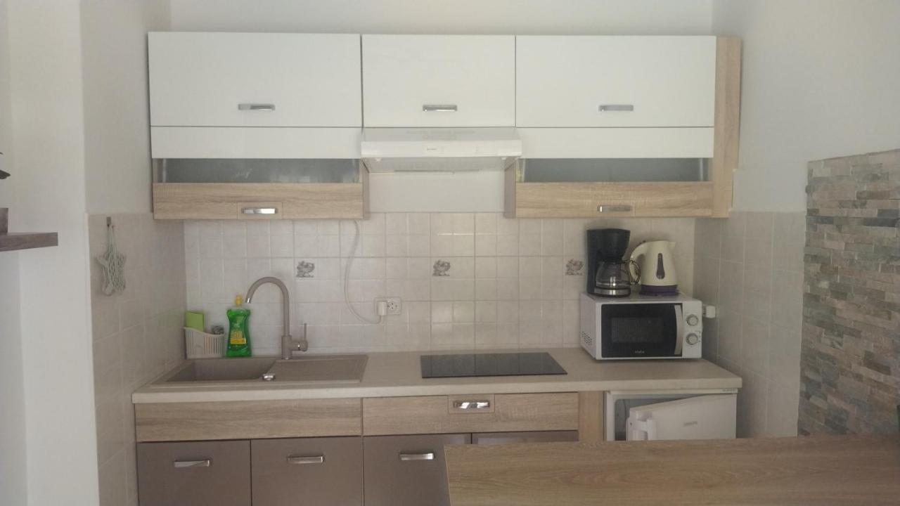 Apartment Tuja Jadrtovac Luaran gambar