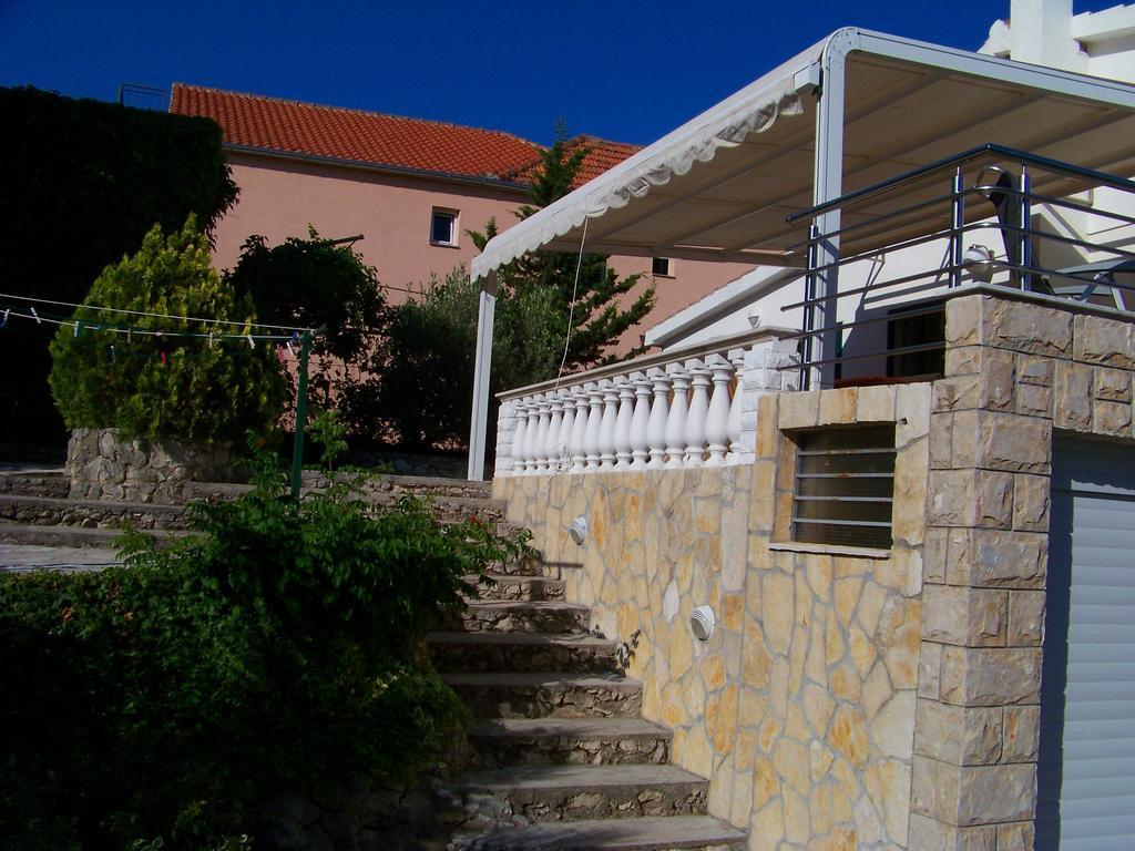 Apartment Tuja Jadrtovac Bilik gambar